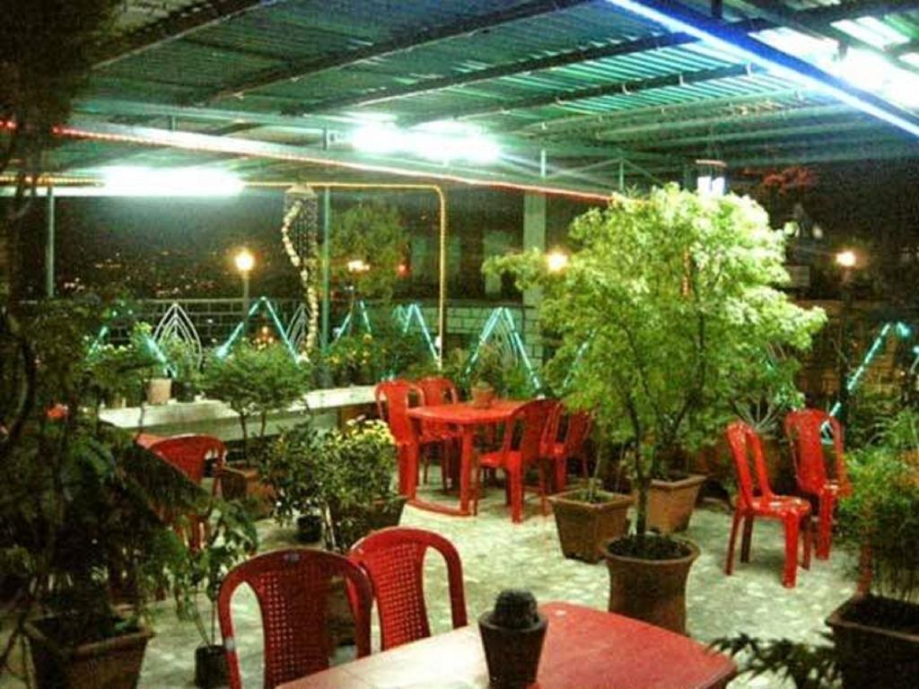 Hotel Kasturi Palace Darjeeling - Excellent Service Recommended ภายนอก รูปภาพ