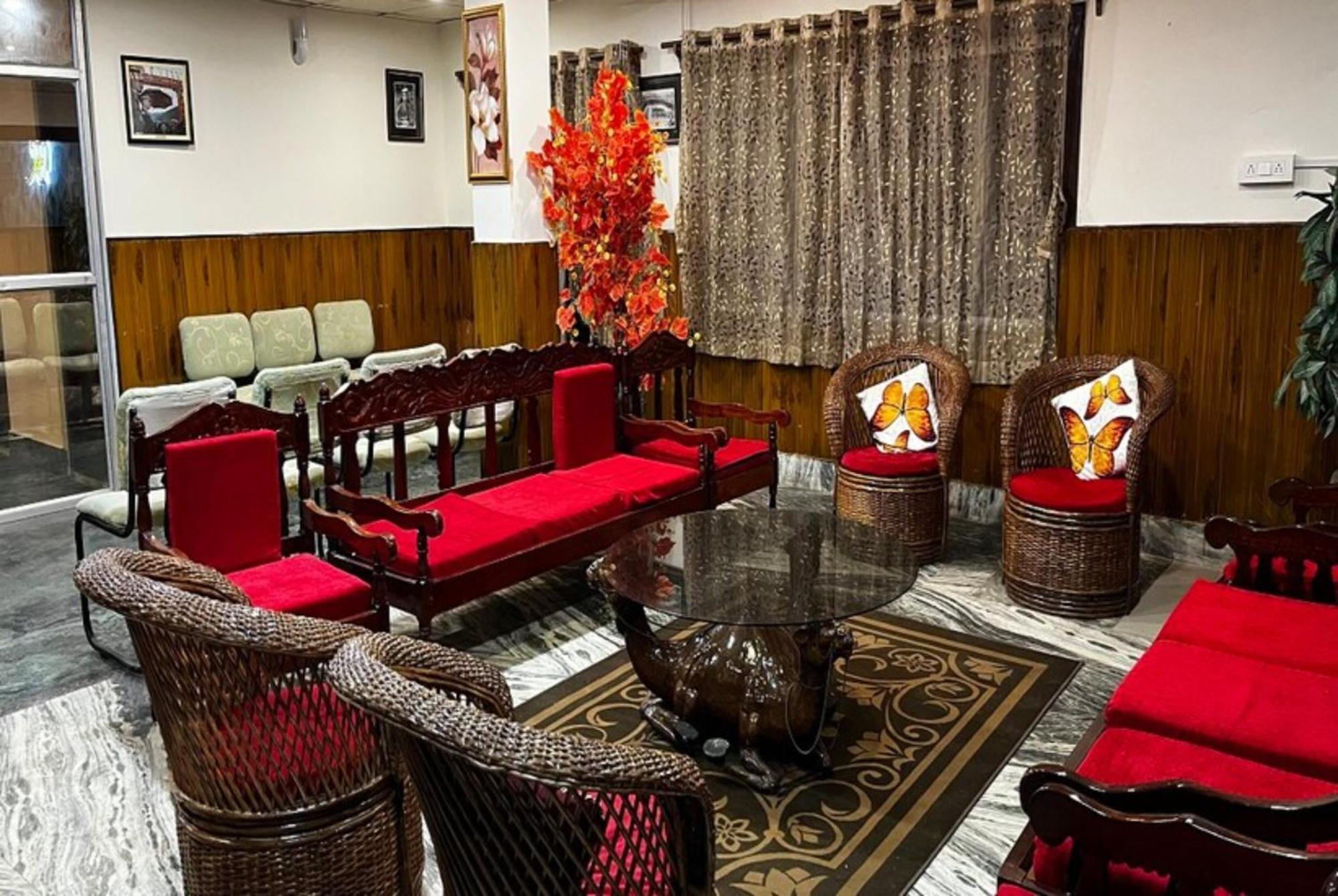Hotel Kasturi Palace Darjeeling - Excellent Service Recommended ภายนอก รูปภาพ